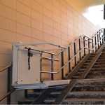 Прочный наклонный подъемник по сложной траектории | УКРЛИФТ-СЕРВИС