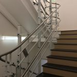 Прочный подъемник для МГН со сложной траекторией на заказ | УКРЛИФТ-СЕРВИС
