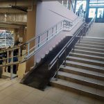 Современный наклонный поворотный подъемник для МГН на заказ | УКРЛИФТ-СЕРВИС
