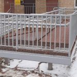 Міцний стаціонарний пандус для МГН з огородженням | УКРЛІФТ-СЕРВІС
