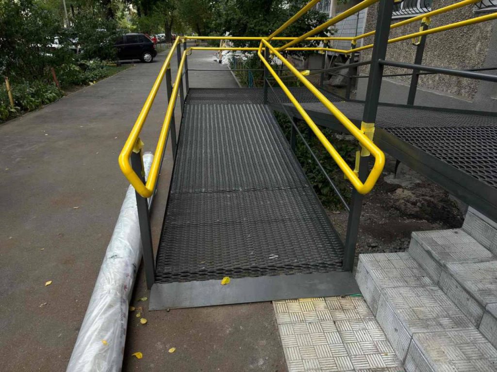 Зображення пандусів для комфортного доступу Пандуси для комфортного доступу | УКРЛІФТ-СЕРВІС