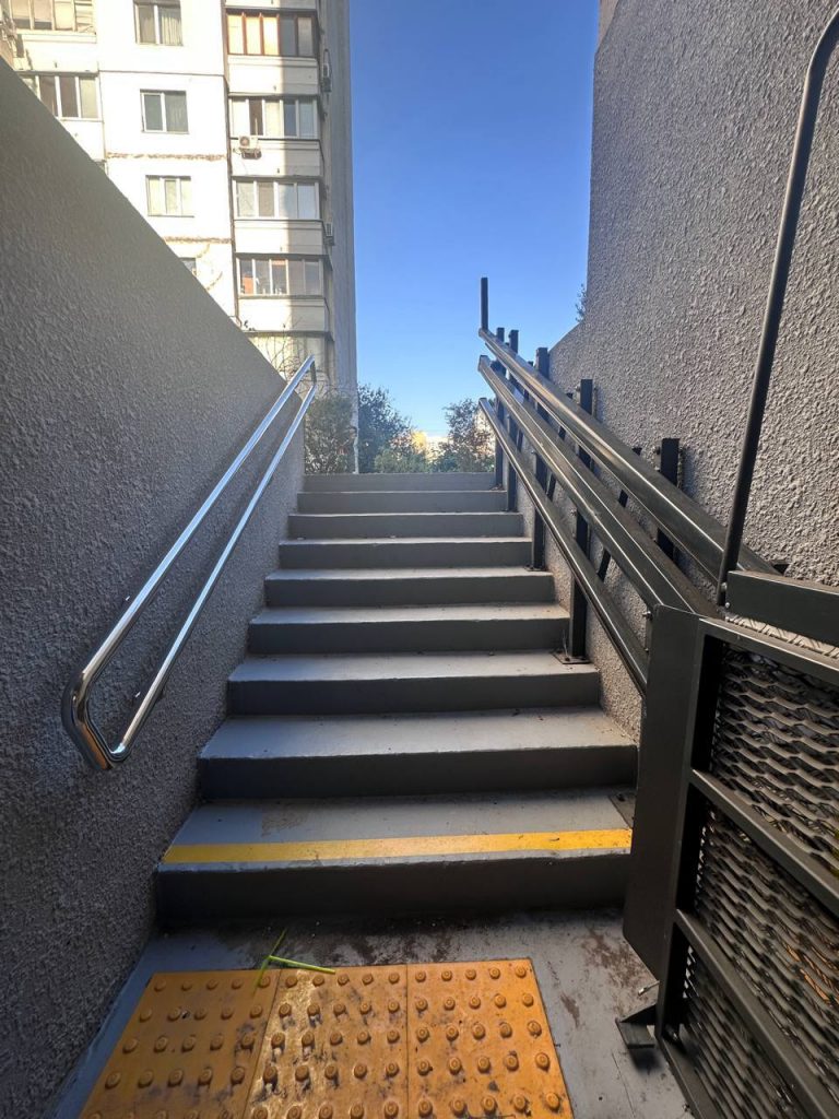 Похилий підйомник для укриття: оптимальні рішення | УКРЛІФТ-СЕРВІС